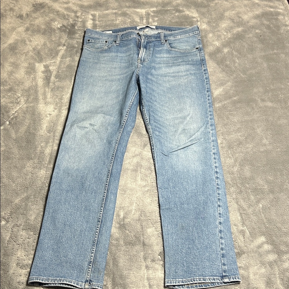 Calvin Klein Men’s Straight Fit Jeans